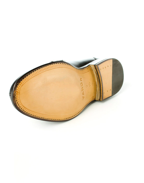 MV806